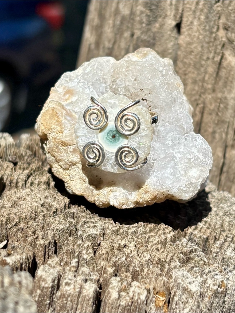 NEW! Solar Quartz Ring - Picture 10 of 11